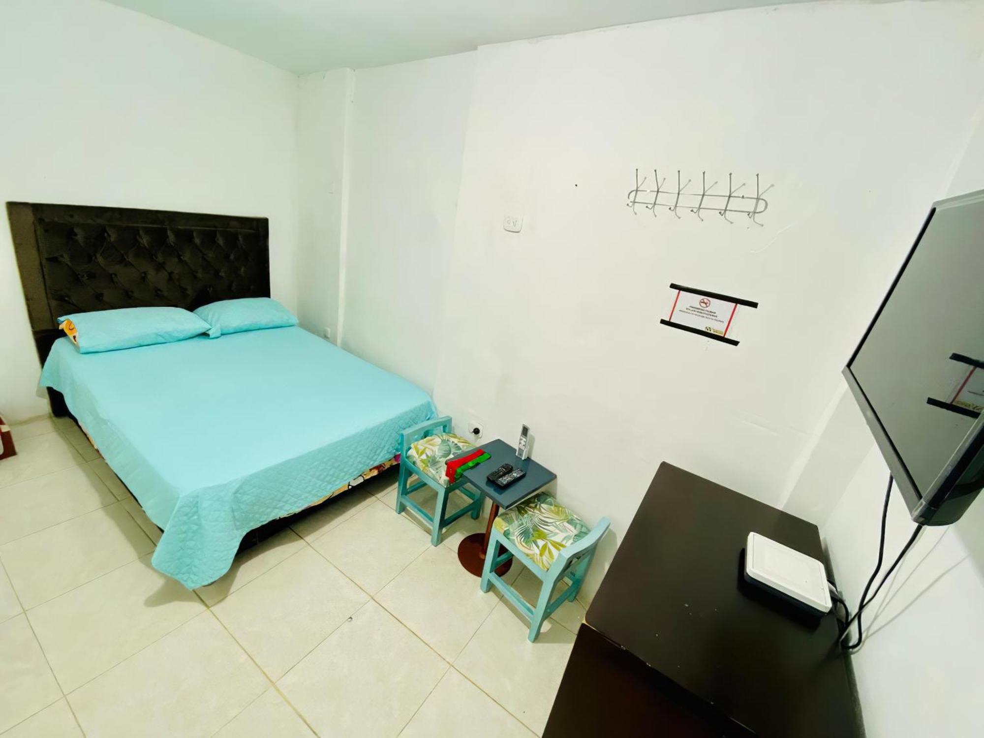 Hostal Badillo Sv Cartagena Exteriör bild